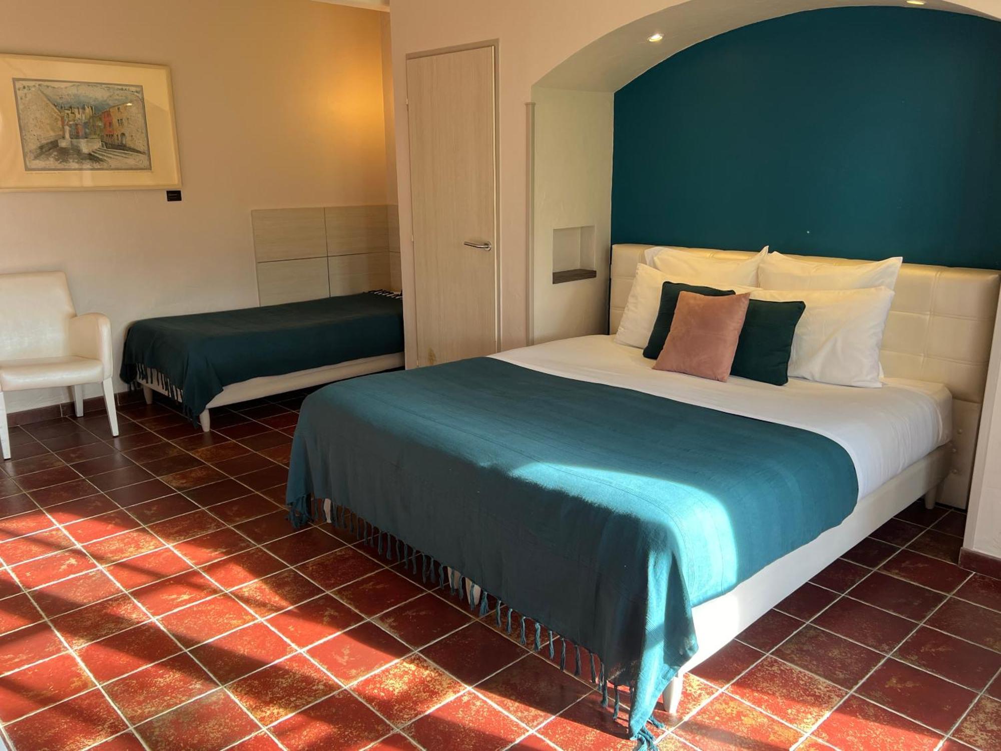 Logis Hotel Restaurant La Bergerie Aragon Экстерьер фото