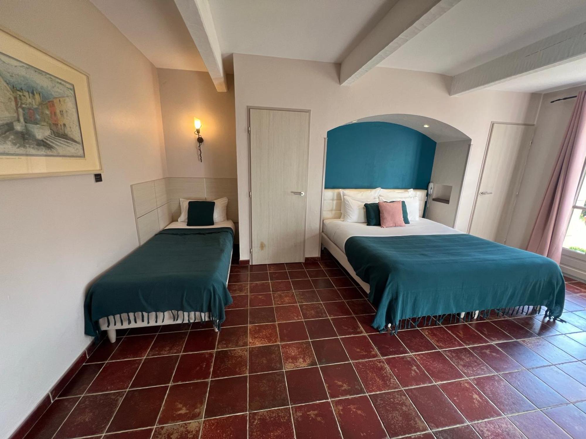 Logis Hotel Restaurant La Bergerie Aragon Экстерьер фото