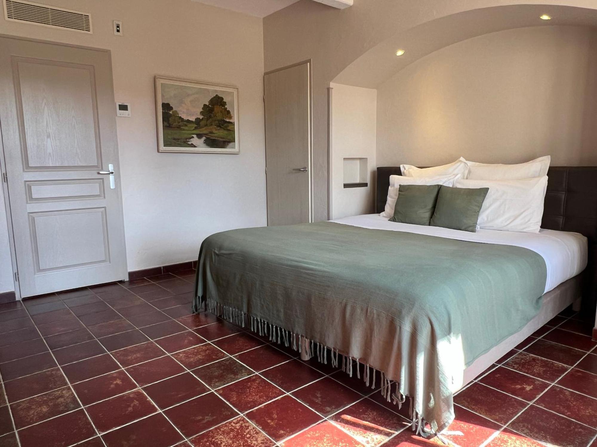 Logis Hotel Restaurant La Bergerie Aragon Экстерьер фото